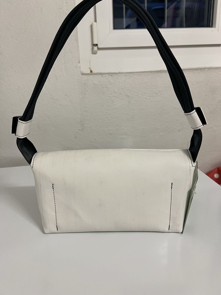 Freitag Borse da donna: FREITAG F171 LAURA SNOW WHITE – Nuovo e nell'imballaggio originale da Wetzikon ZH venduto da Nakari11 6