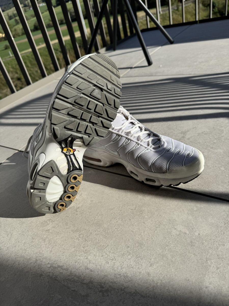 Nike Chaussures hommes: Nike air TN  – D'occasion à Corgémont par bra_6txx 2