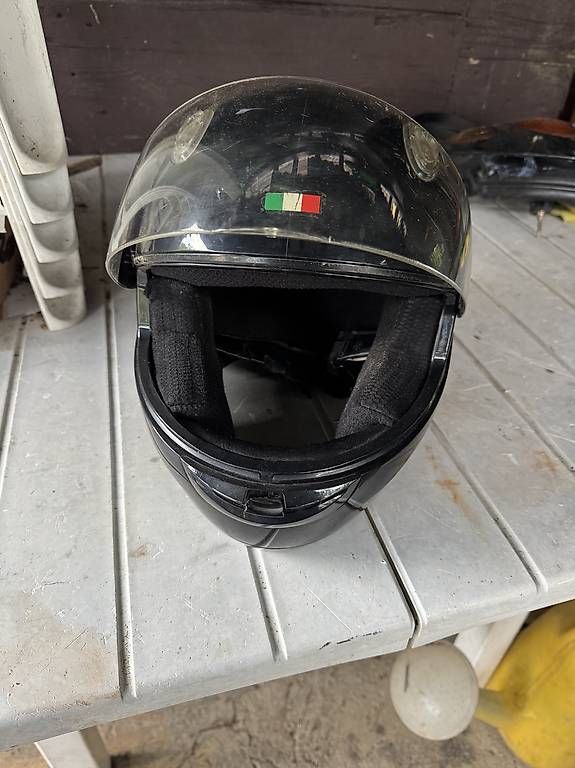 Caschi & visiere: Casque noir  – Usato da Morges venduto da Nicorital 2