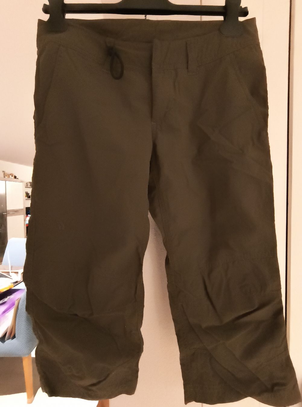 North Face Pantaloni: The North Face Damen Capripant Gr. 36   – Usato da Oberweningen venduto da Bumblebee2