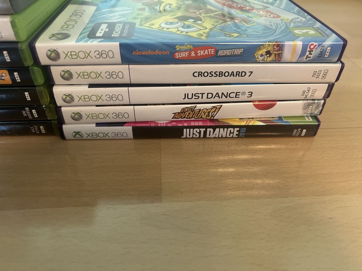 Microsoft Consoles: Microsoft Xbox 360, 2 Controller, 21 Giochi, Kinect – D'occasion à Cugnasco par Sim_2002 6