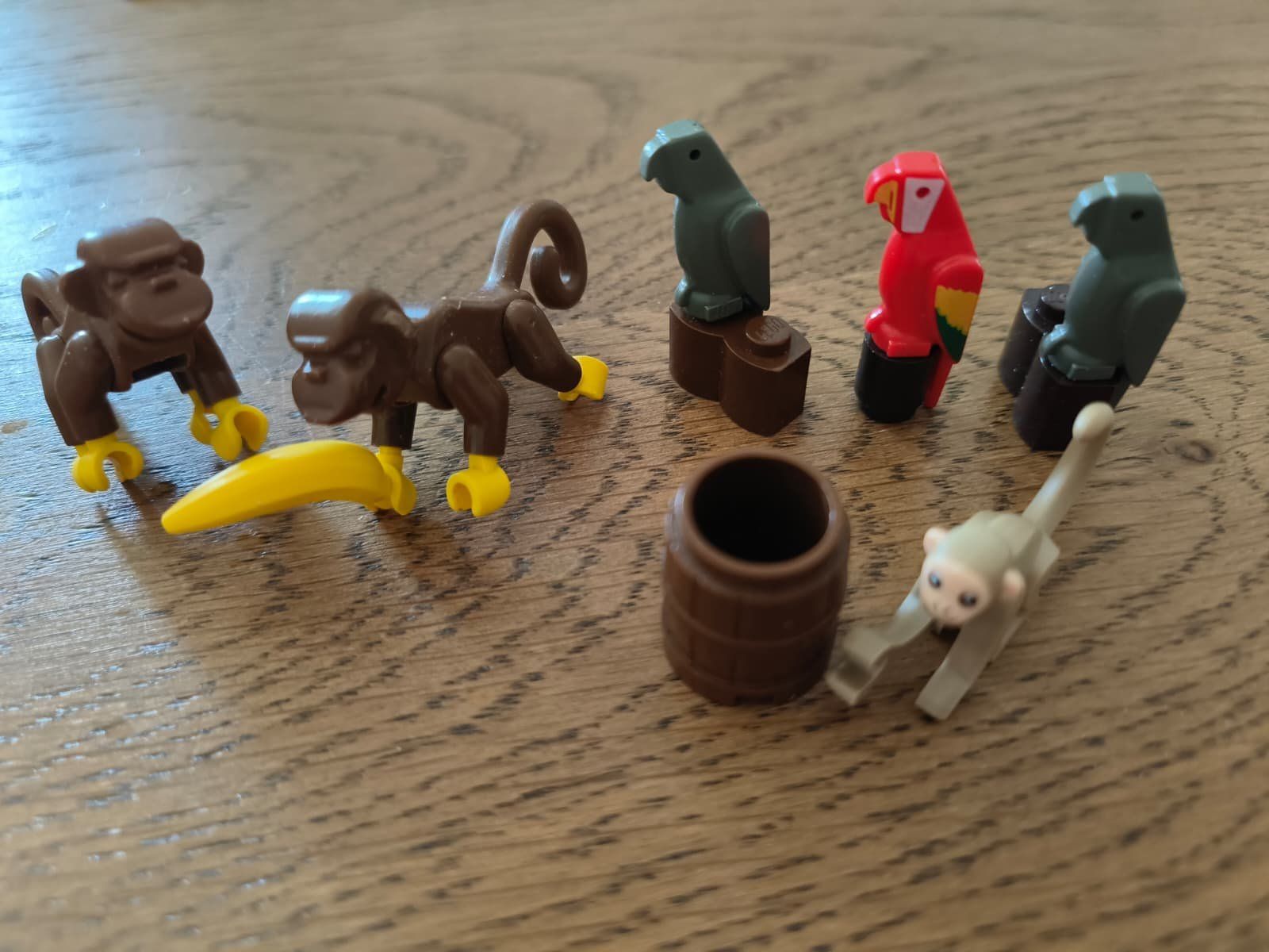 Lego Statuette: Lego Figuren Tieren – Usato da Oftringen venduto da joa_bbm2 1