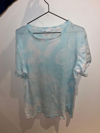Primary white T-Shirt blue self-made tie-dye size L used