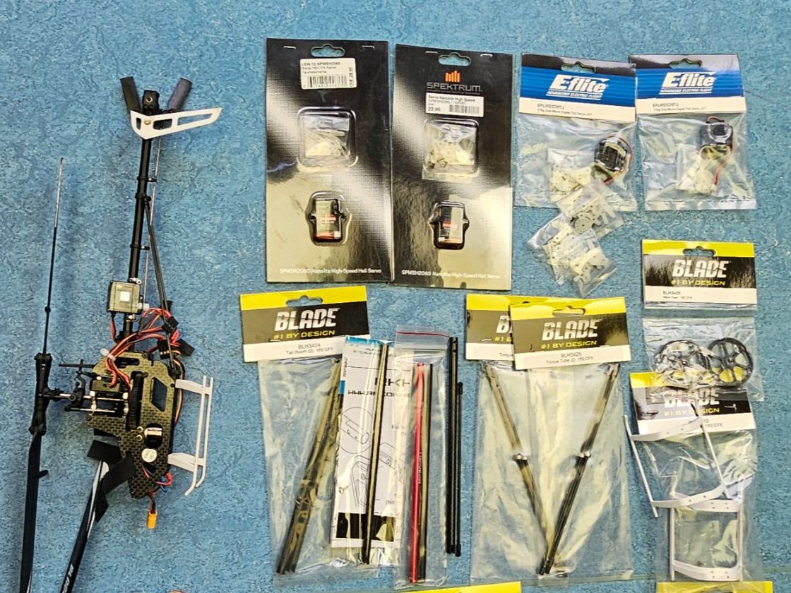 Blade RC Kits de montage: Ersatzteile Helikopter Blade 180 CFX – D'occasion à Herzogenbuchsee par Snoopy2262 1