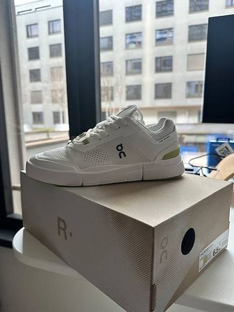 The Roger Spin Undyed / Zest , NEU, 37.5