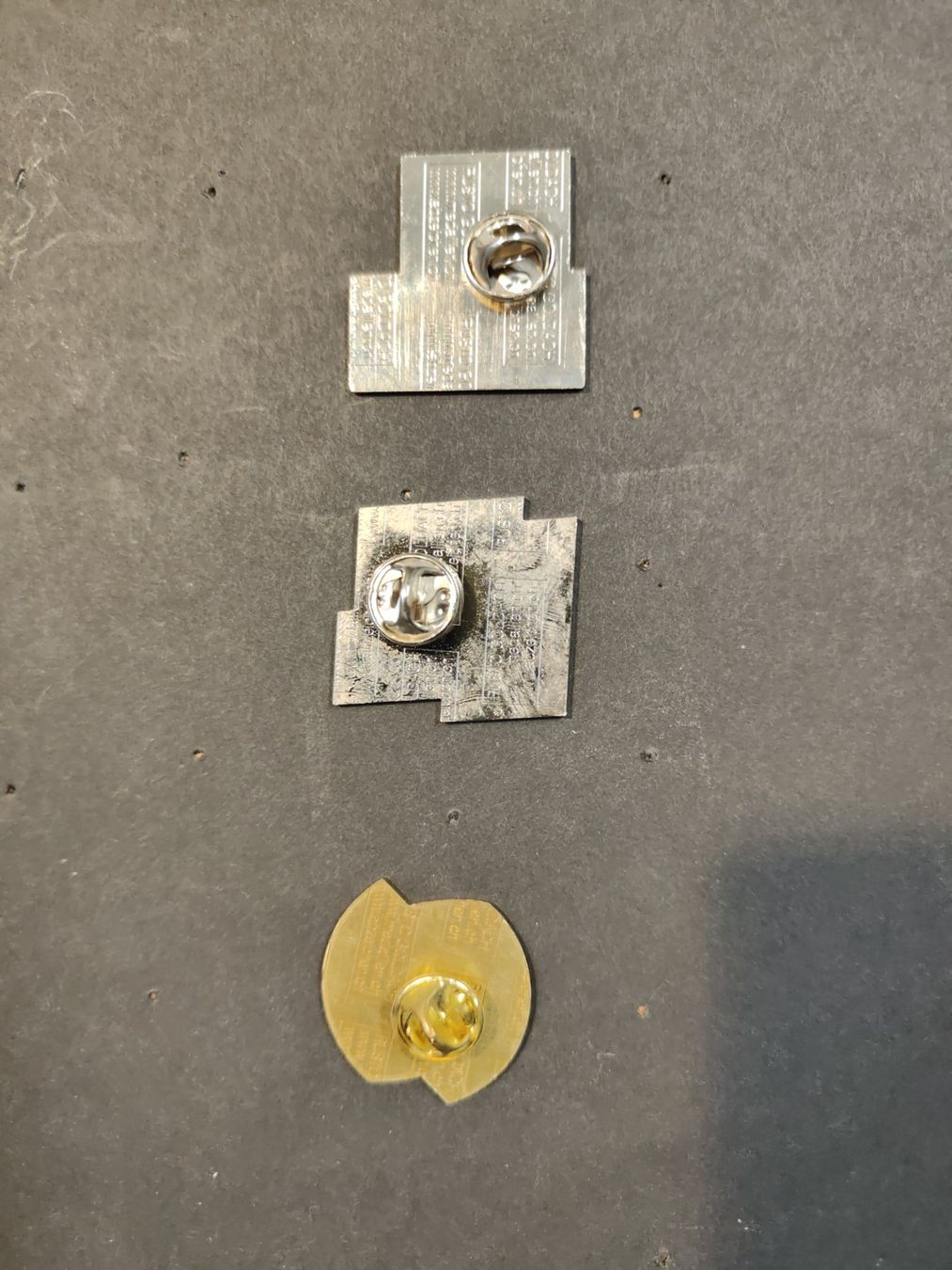 Placchette & Badge: 3 Pins - Mädchenriegetag ZH – Usato da Dürnten venduto da 999999 4