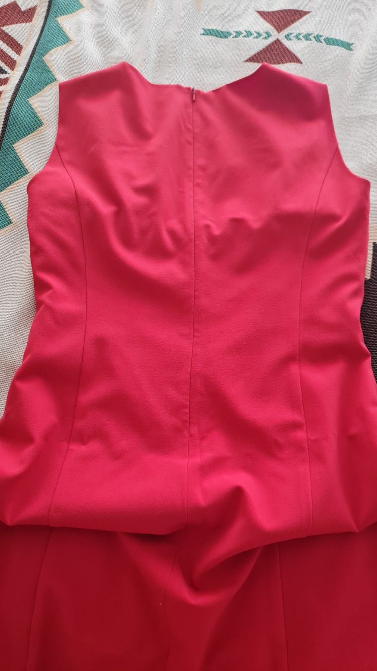 Vestiti: Cute red dress – Usato da Bonstetten venduto da Denitza87 4