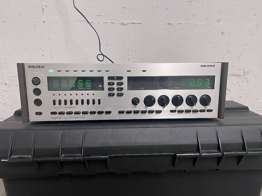 Amplificatori: Siemens RS-555 Amplifier Tuner – Usato da Spreitenbach venduto da env_tk78