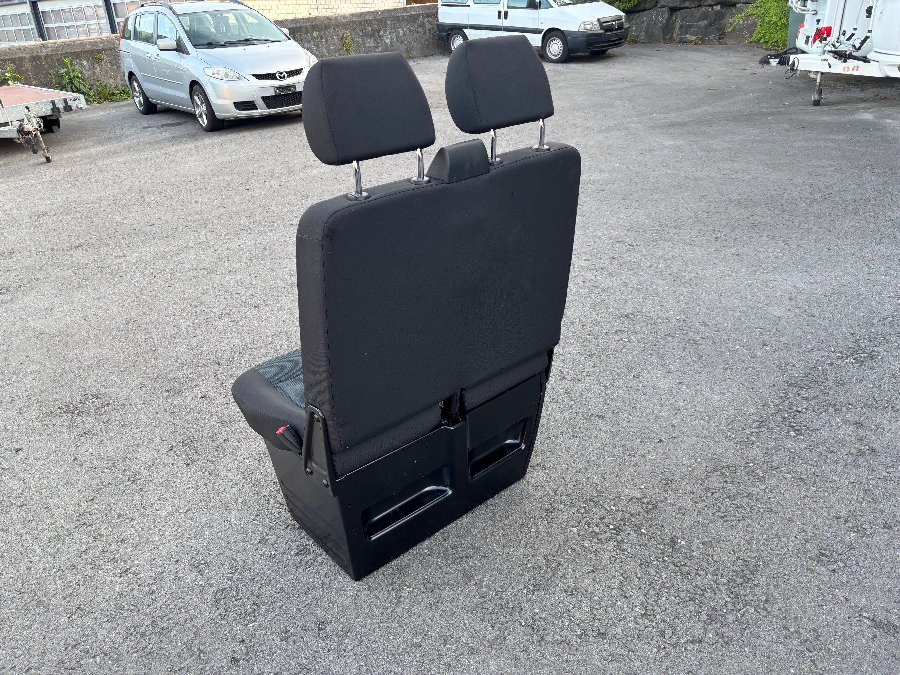 VW Toutes les pièces auto: VW T6 Beifahrersitz – D'occasion à Gams par mir_n5kk 6