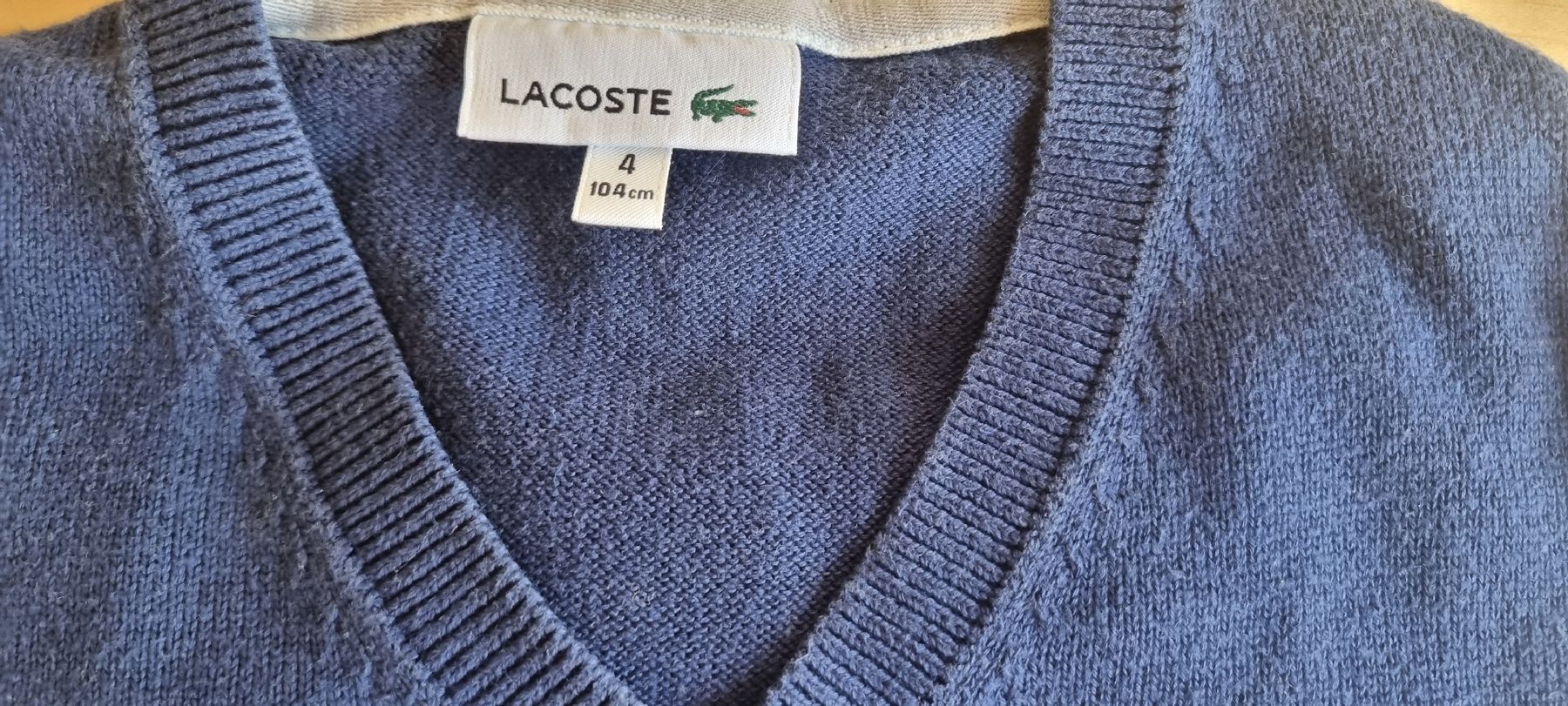 Lacoste Maglioni & Felpe: Lacoste Pullover blau Gr. 104 – Usato da Champlan venduto da acr_kkd5 4