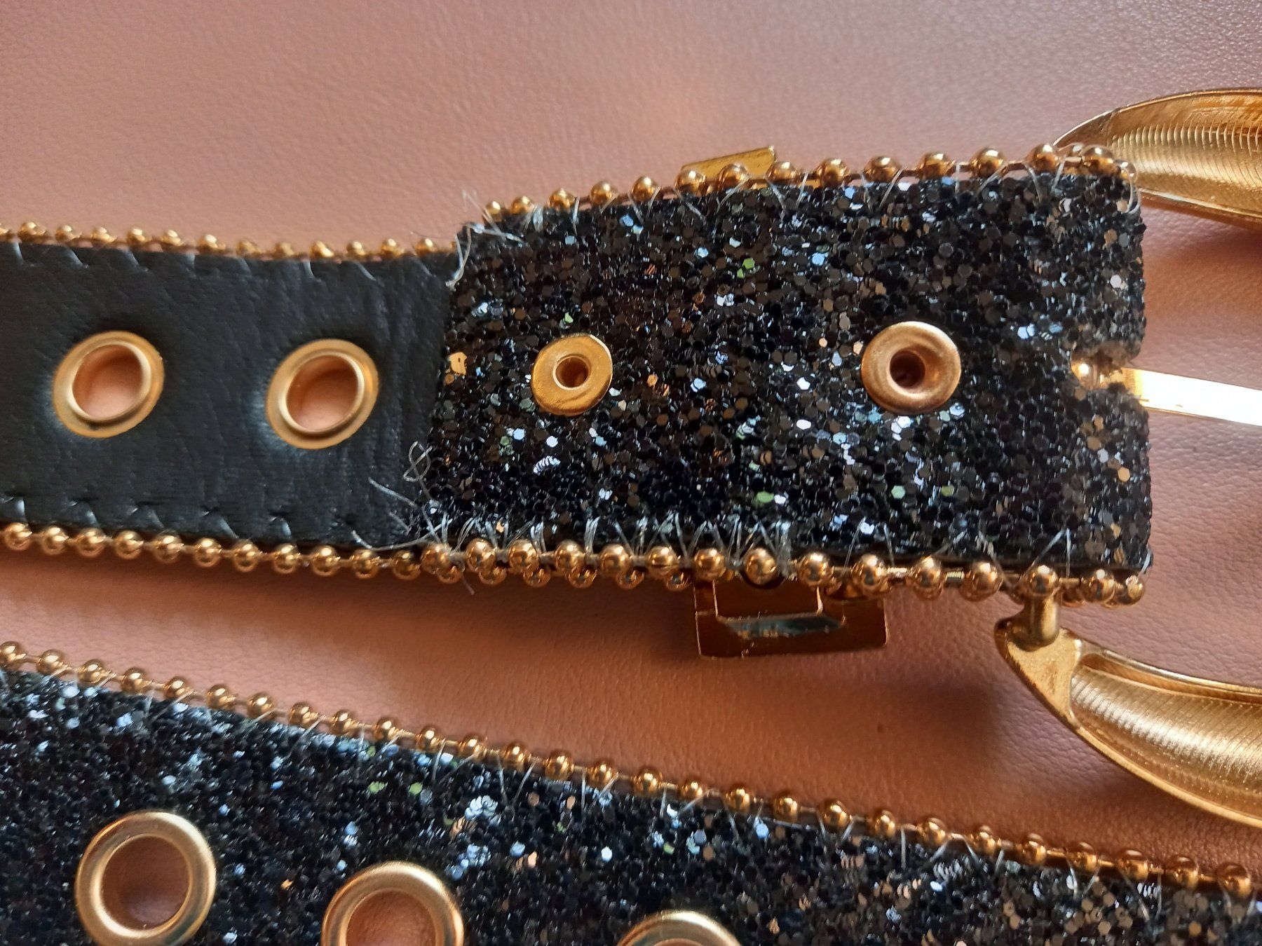 Gürtel: Strass-Gürtel Goth Punk Gothic schwarz - Ceinture strass – Neu und originalverpackt aus Lausanne von FASHION-WORLD-SHOP 4