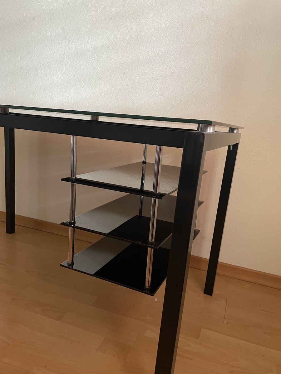 Bureaux: Bürotisch aus Glas – D'occasion à Wichtrach par Bawi0 1