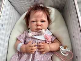 Super süsse Reborn Puppe (Mädchen)