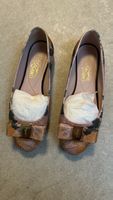 Salvatore Ferragamo Ballerinas, size 5 1/2, floral print