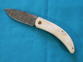 Damaststahl Hirten-Messer mit Knochngriff, Lederetui
