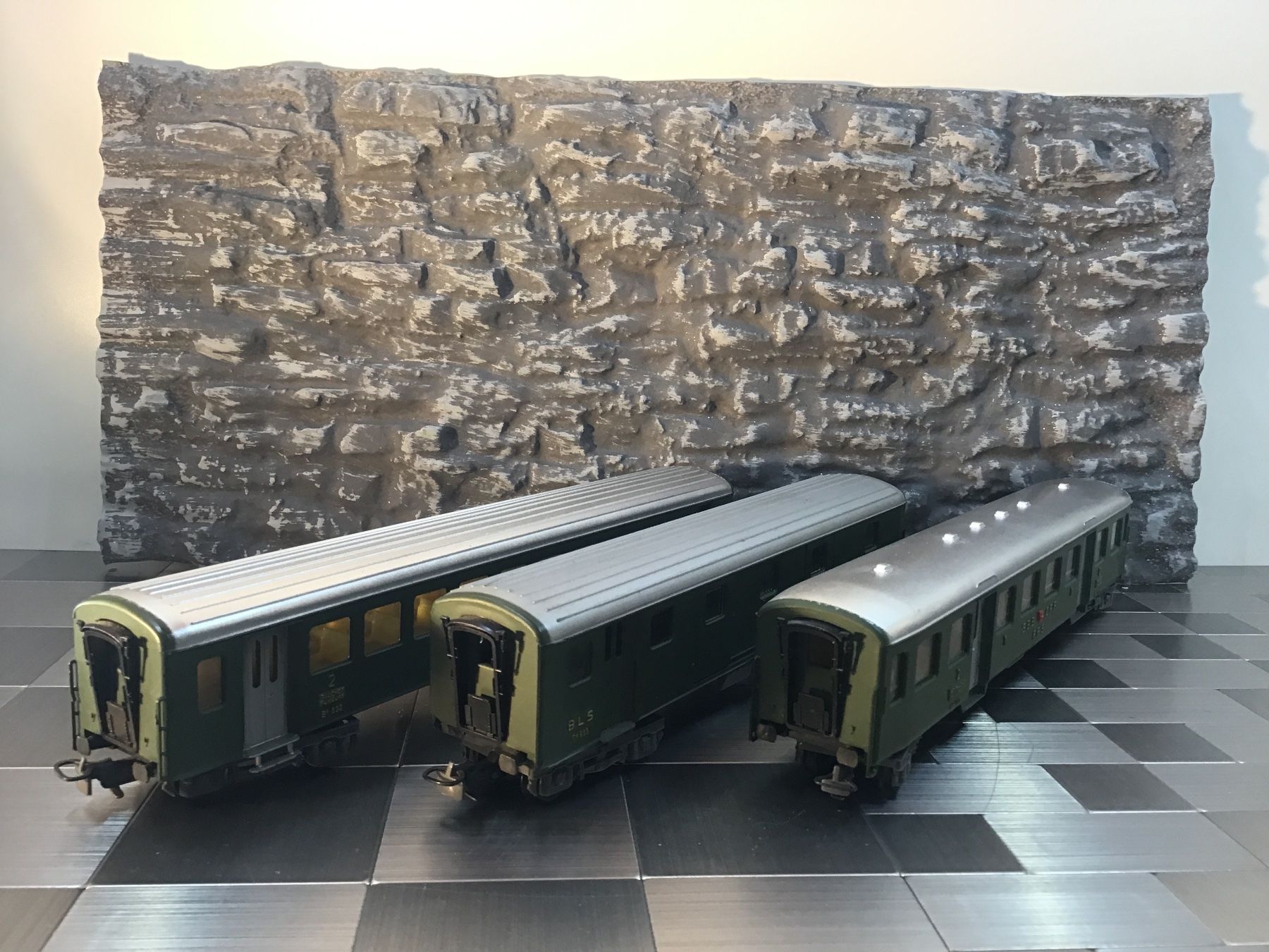 Kleinbahn Modelleisenbahnen: KLEINBAHN  SBB/CFF/FFS  SPRUR HO – Gebraucht aus Männedorf von Spezial-Modelle