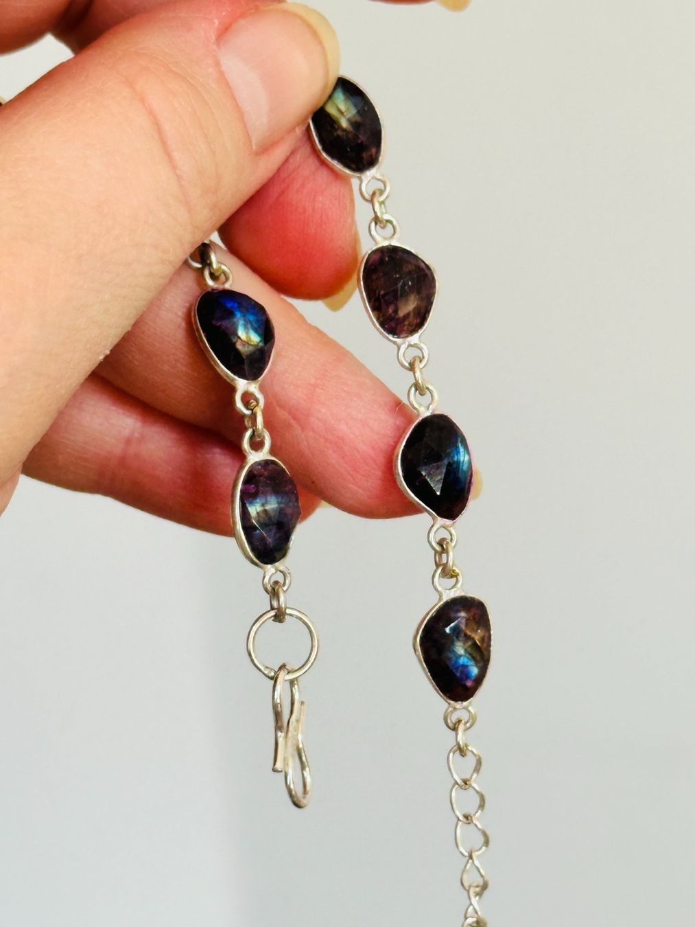 Bracciali & Braccialetti: Handmade Bracelet  Red Flash Labradorite – Nuovo e nell'imballaggio originale da Genève venduto da AGBERG 5