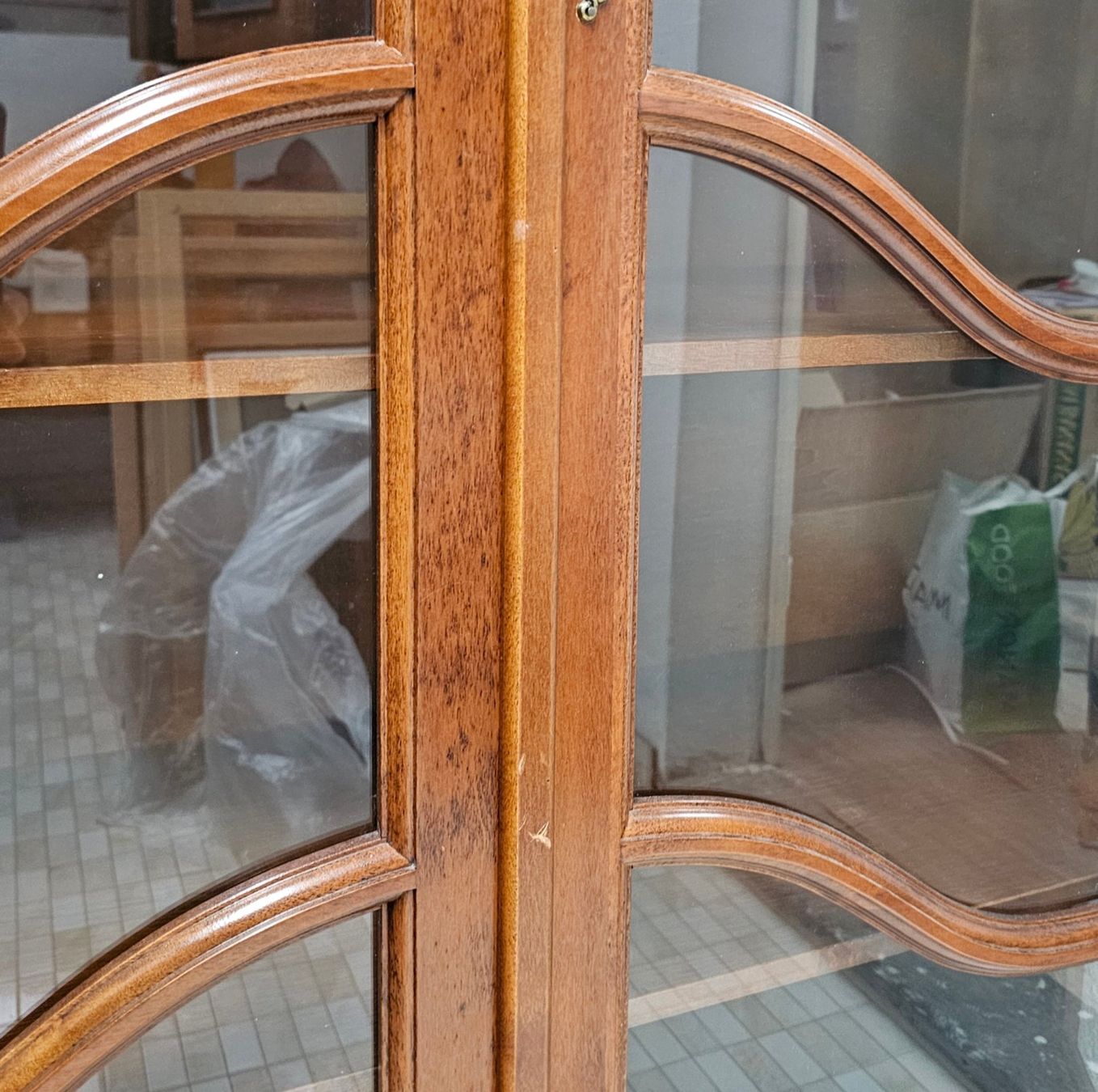 Vitrinen: Vitrine – Gebraucht aus Walenstadt von pedroju-1 1