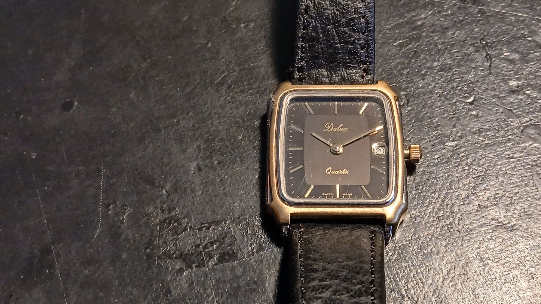 Orologi: Montre pour dame  Dulux – Usato da Lausanne venduto da ags_2vgb