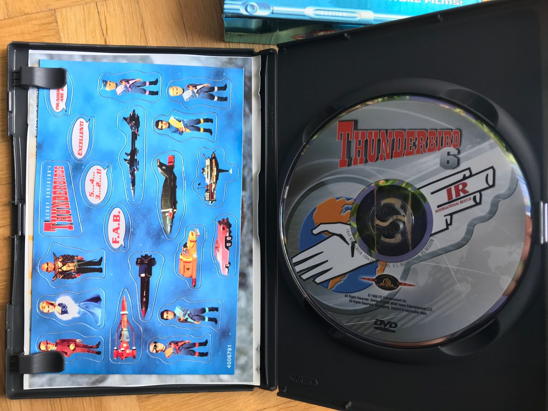 Tutti i DVDs: Thunderbirds - International Rescue Edition Gift Set - DVD – Usato da Zürich venduto da Malcom 3