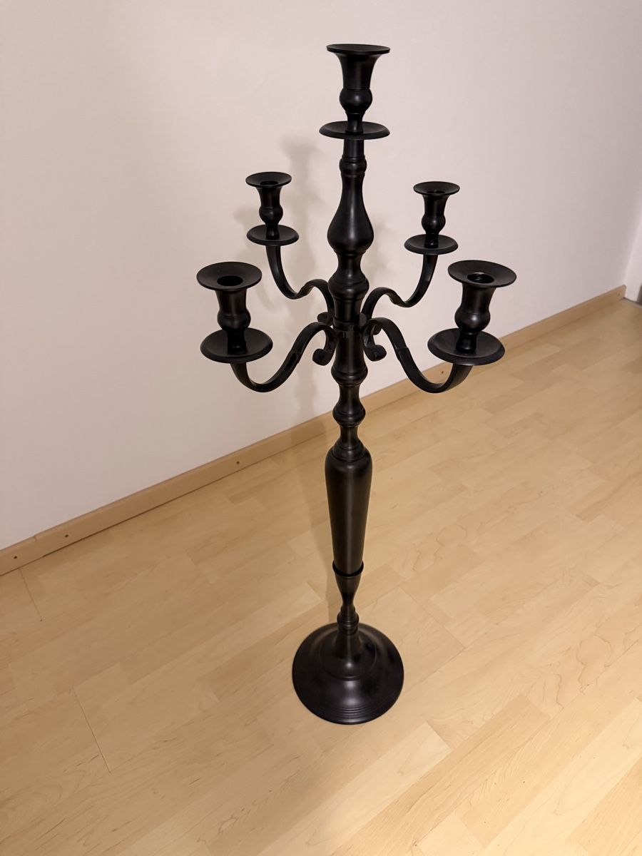 Portacandele: Kerzenständer im klassischen Design – Usato da Grandvillard venduto da Vinoco