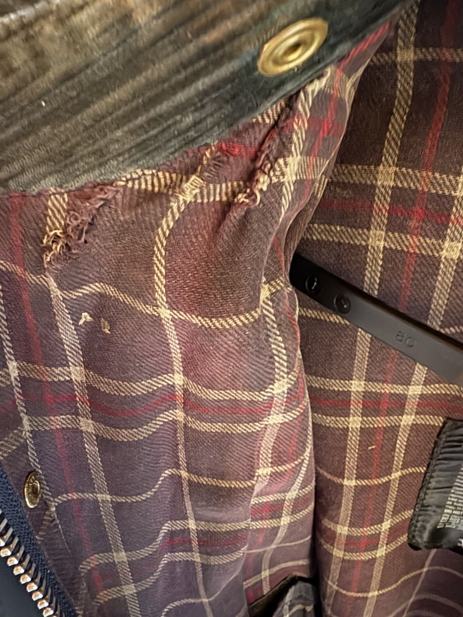 Barbour Cappotti: Wachsjacke Barbour Border – Usato da Basel venduto da Marferr 1