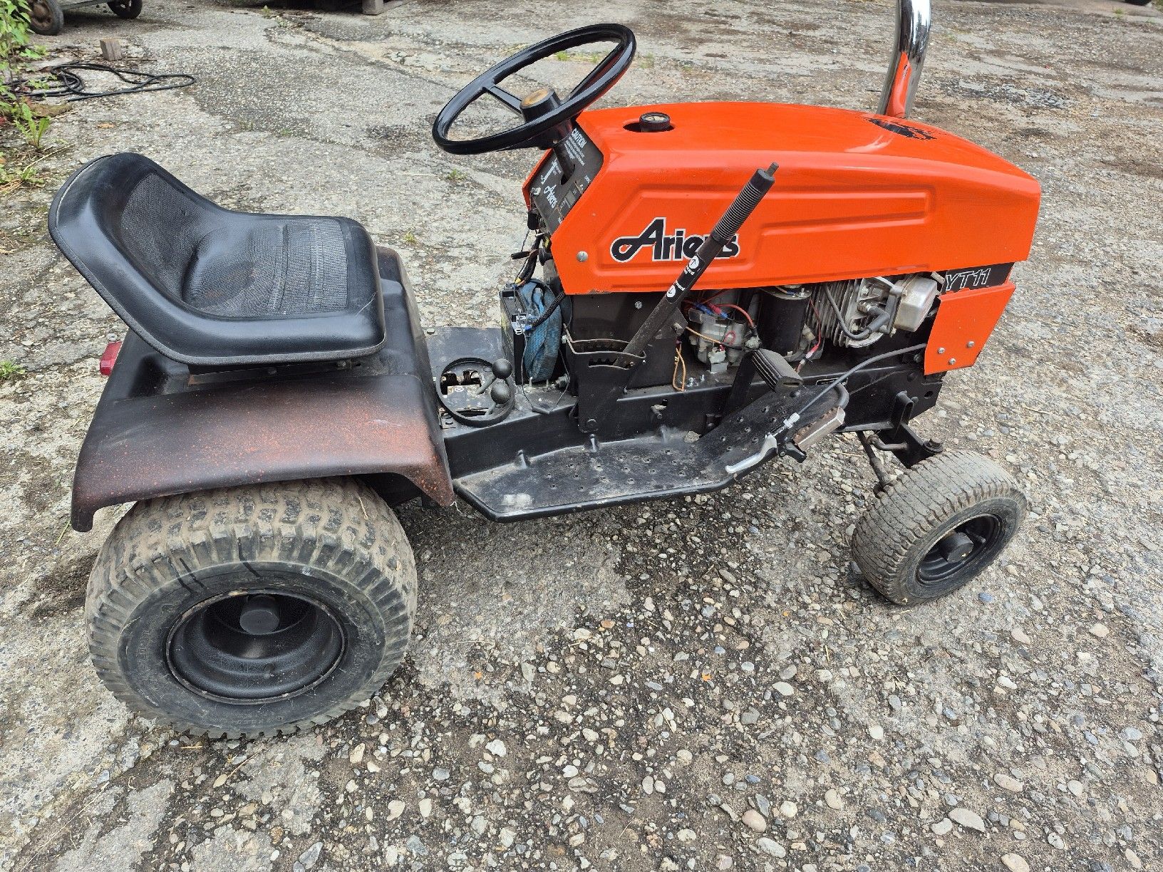 Tagliaerba: Ariens Rasentraktor – Usato da Zofingen venduto da Lerchbau99 1