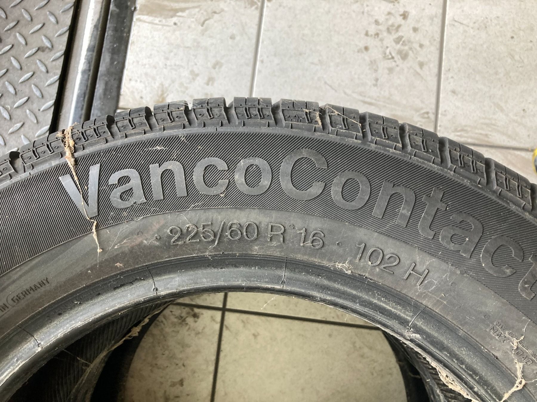 Continental Pneumatici & Ruote complete: 225/60R16 Sommerpneu – Usato da Cham venduto da WB2223 5