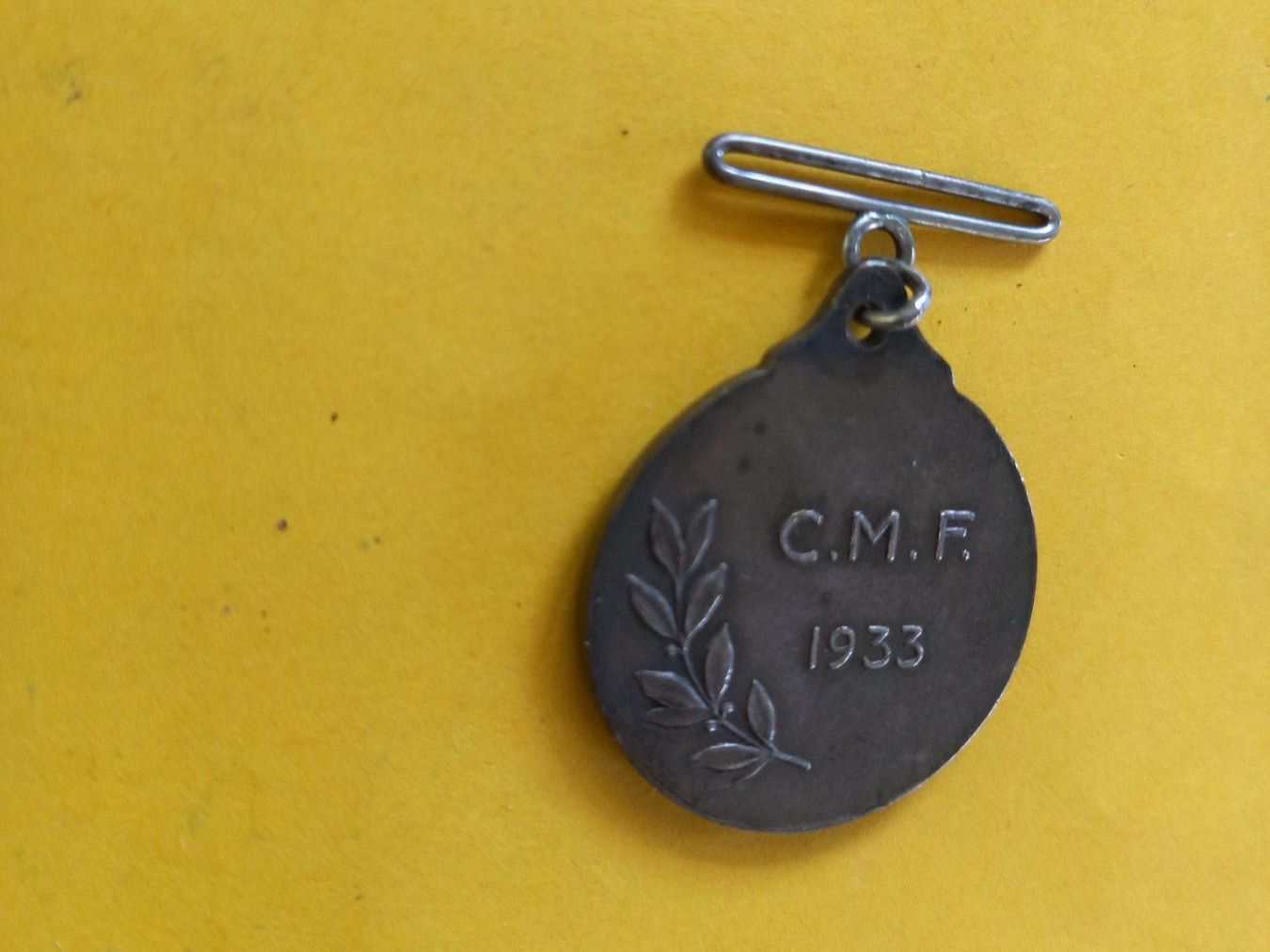 Medaglie: Médaille ancienne en métal, C.M.F. 1933 – Usato da Rossens FR venduto da Souris1 3
