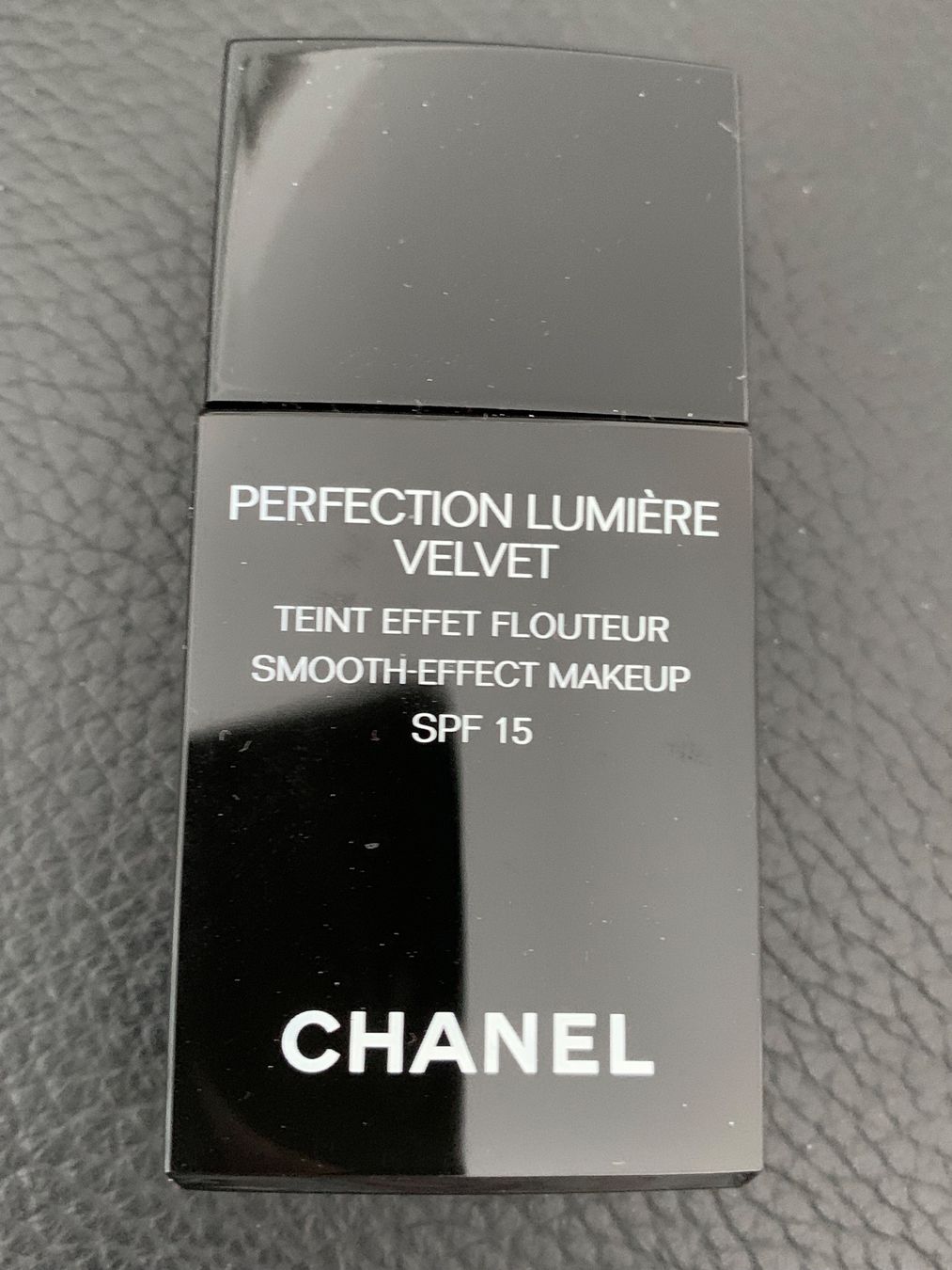 Chanel Make-up: CHANEL Perfection Lumière – Nuovo e nell'imballaggio originale da Locarno venduto da Galbanino 1