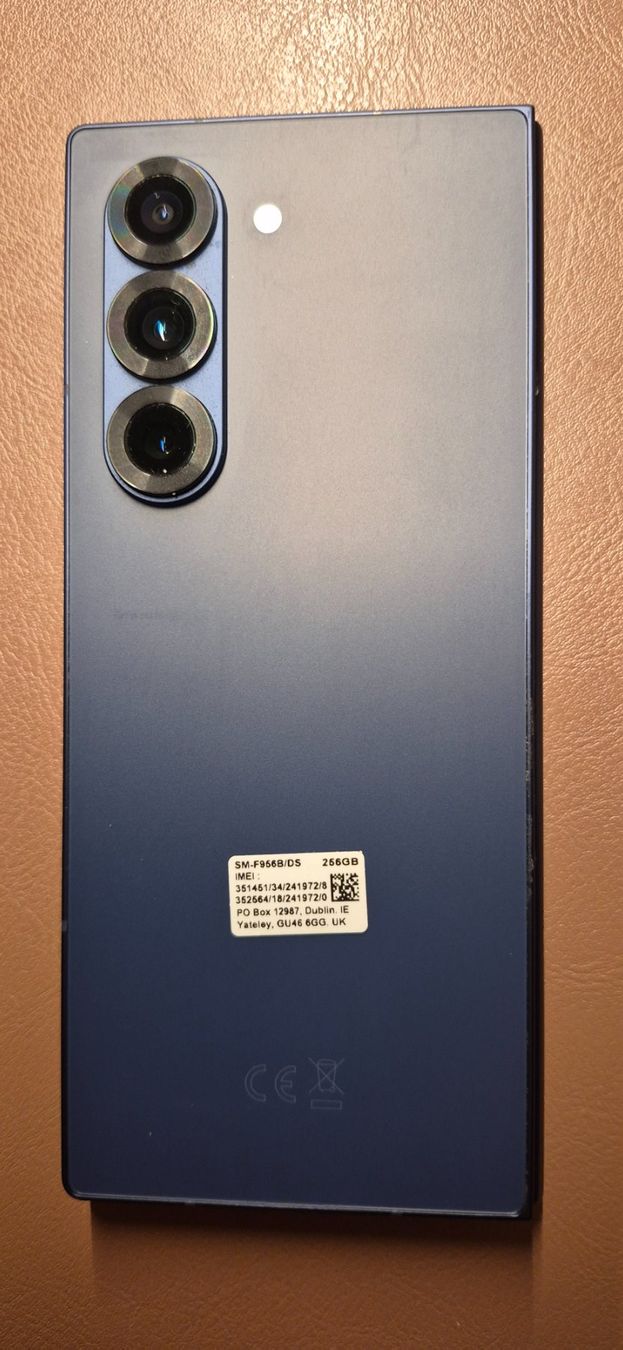 Samsung Telefoni cellulari / Smartphones: Samsung Galaxy ZFold6 – Usato da Wattwil venduto da Pjolanda 4