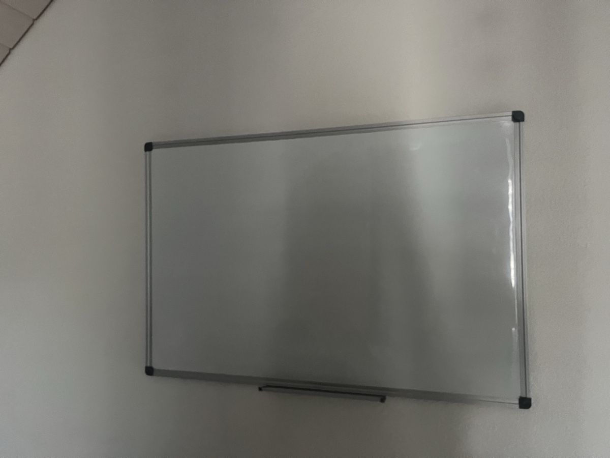 Wandtafeln: Whiteboard – Gebraucht aus Tägerig von leo_j7br