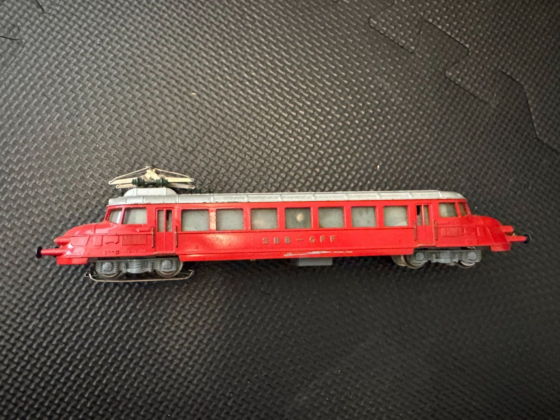 Wesa Modellini di ferrovie: WESA Roter Pfeil Triebwagen SBB, H0 – Usato da Chur venduto da ric.Flux 4