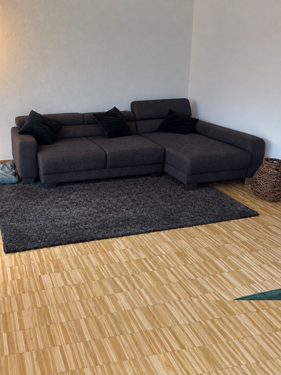 Sofas: Ecksofa dunkelgrau – D'occasion à Glattbrugg par pat_wz2n