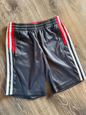 Short Adidas