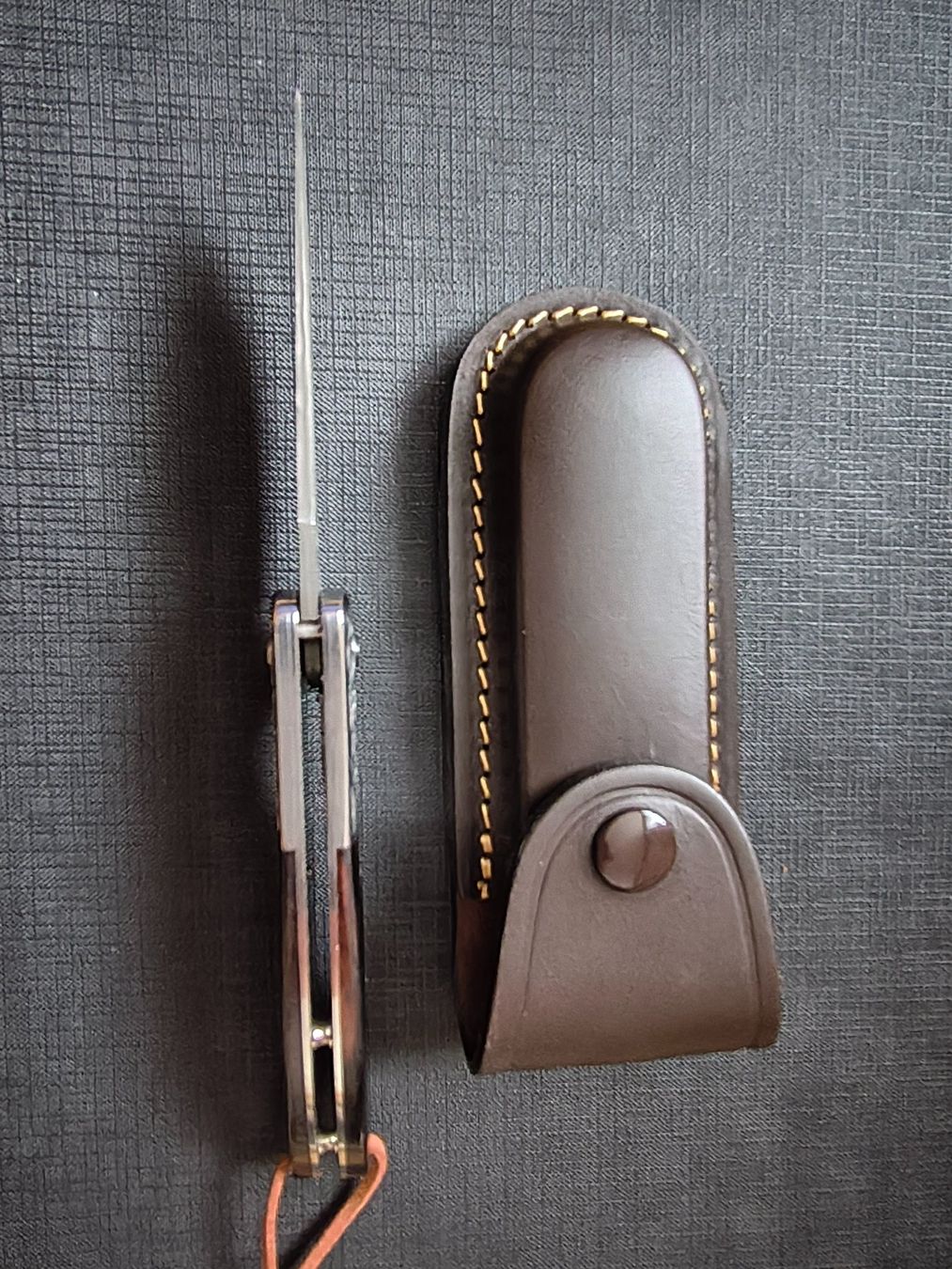 Aitor Knives Coltelli tascabile: Taschenmesser Wolf Motiv – Nuovo e nell'imballaggio originale da Kägiswil venduto da Pz711 3
