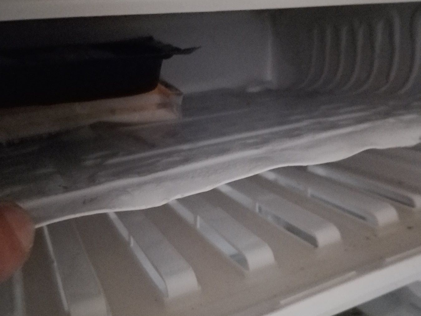 Frigoriferi: Kühlschrank 90L – Usato da Weggis venduto da koh_l9hy 2