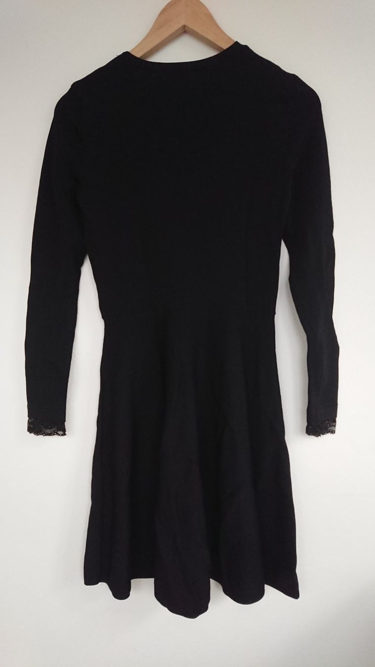 Vestiti: Damen Kleid Y.A.S. Gr. S Schwarz – Usato da Hallau venduto da CHACLA 3
