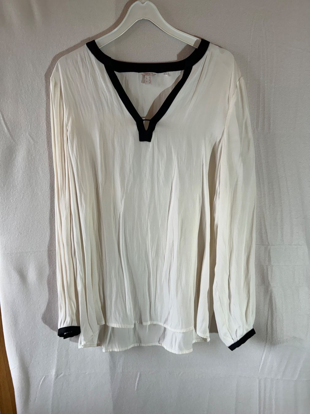 Esprit Camicette: schöne Bluse von Esprit Gr. 38 – Usato da Grosswangen venduto da SALE_SALE_SALE
