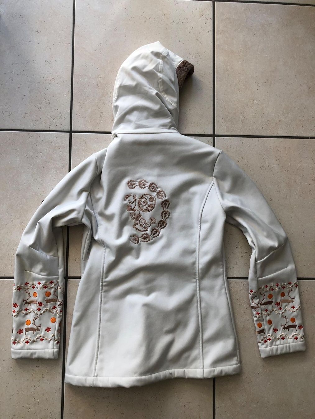 Jacken: Softshelljacke Maya Maya ecru / Muster Gr. S – Neu (gemäss Beschreibung) aus Münchenbuchsee von ryr_jx2r 1