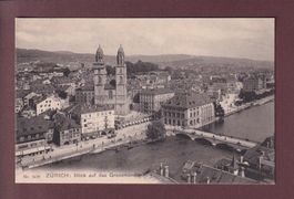 ZÜRICH - Blick auf das Grossmünster