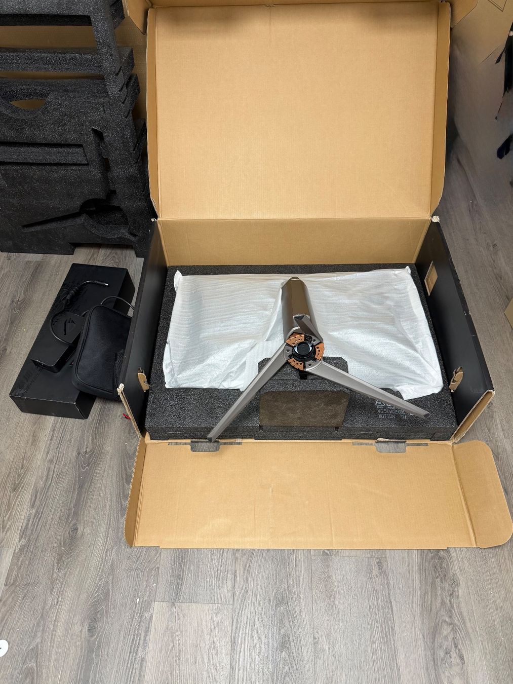 Asus Monitor: ASUS ROG Swift PG32UQX 3840 x 2160 Pixel, 32" – Usato da Uerikon venduto da Alfred_Hofmann 4