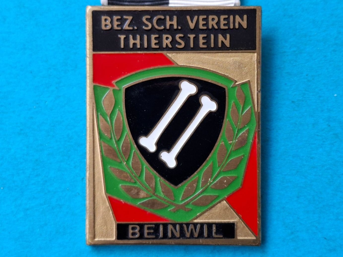 Medaglie: Thierstein Beinwil (N551) – Usato da Schwanden GL venduto da Suvorov