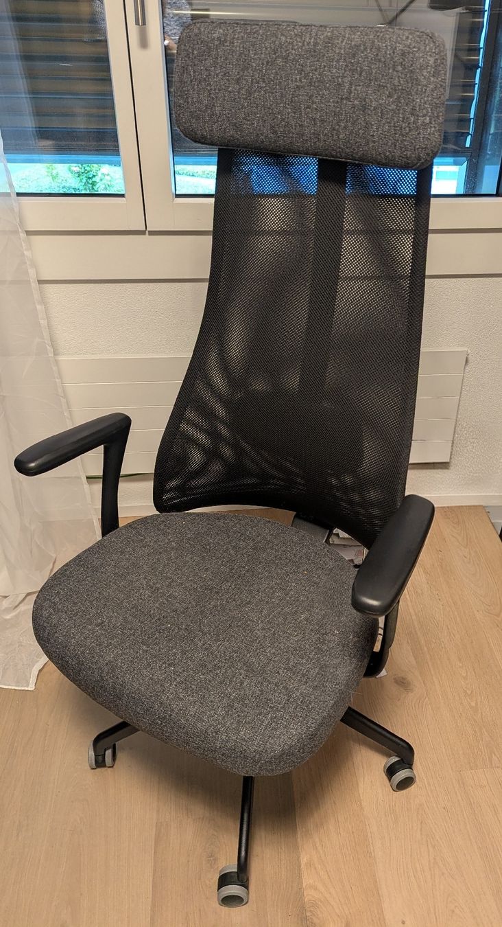 Ikea Chaises: Ikea Järvfjället Bürostuhl Anthrazit – D'occasion à Schwyz par xxniina