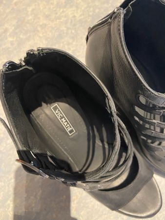 Vic Matie Plateu Schuhe schwarz in Leder
