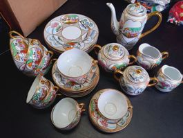 Japanisches Kaffee / Teeservice,  Feinporzellan, 18% Gold