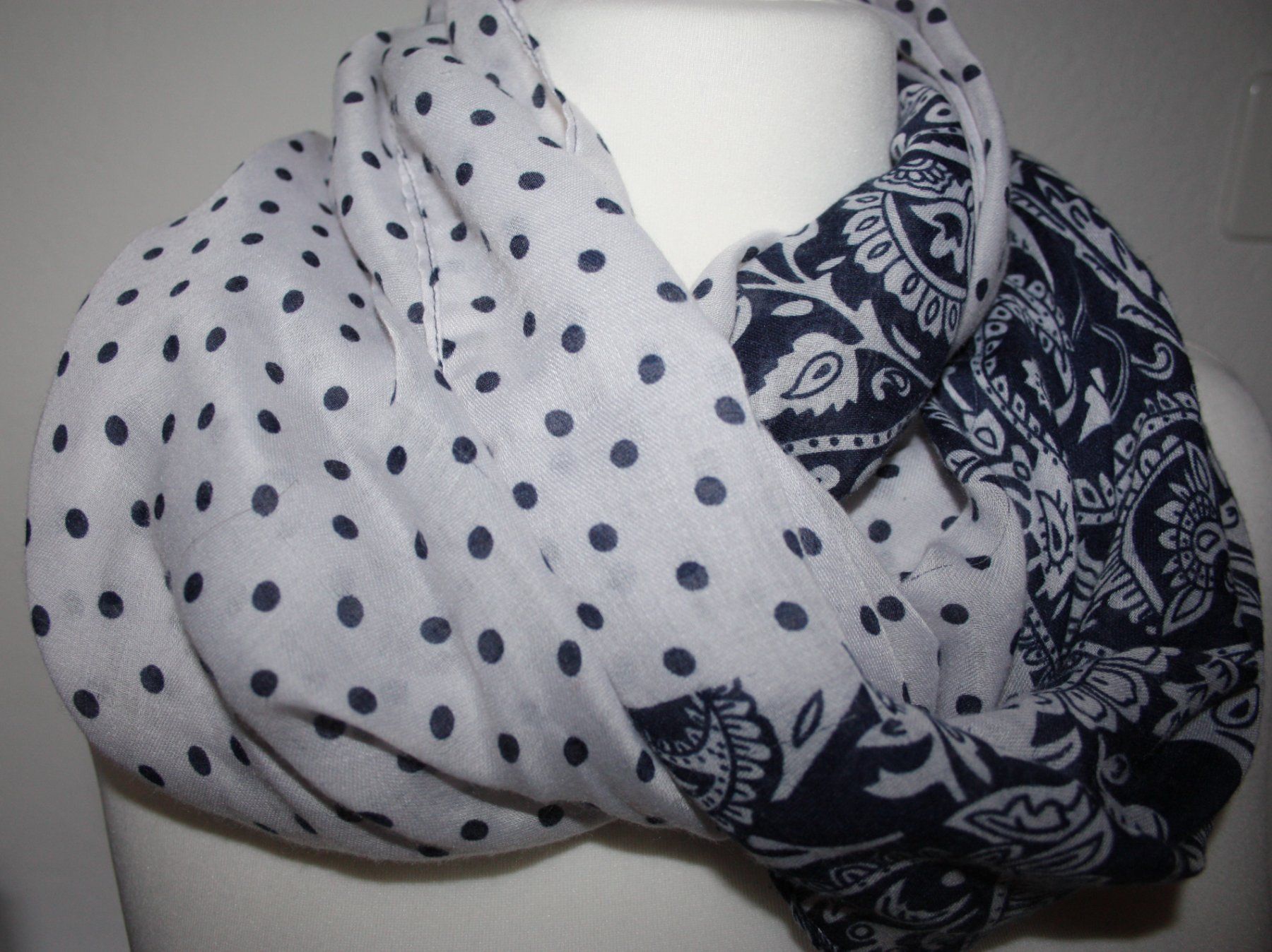 Foulards, Tücher & Schals: Foulard Tuch Schal Loop blau-weiss – Gebraucht aus Flüelen von Diversicum-Textil 2