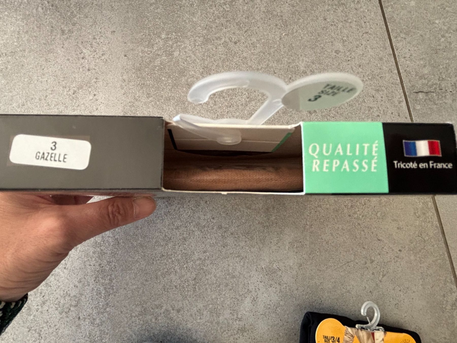 Calze & Collant: Collant DIM Perfect Contention Taille 3 neuf renforcé L – Nuovo (secondo la descrizione) da Salvenach venduto da gwenwywar 2