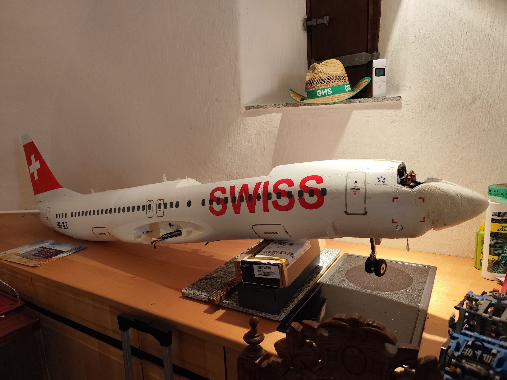 Boeing Kits de montage: Flugzeugmodell Swiss Boeing lackiert – Défectueux à Jenaz par Schreiner97 2