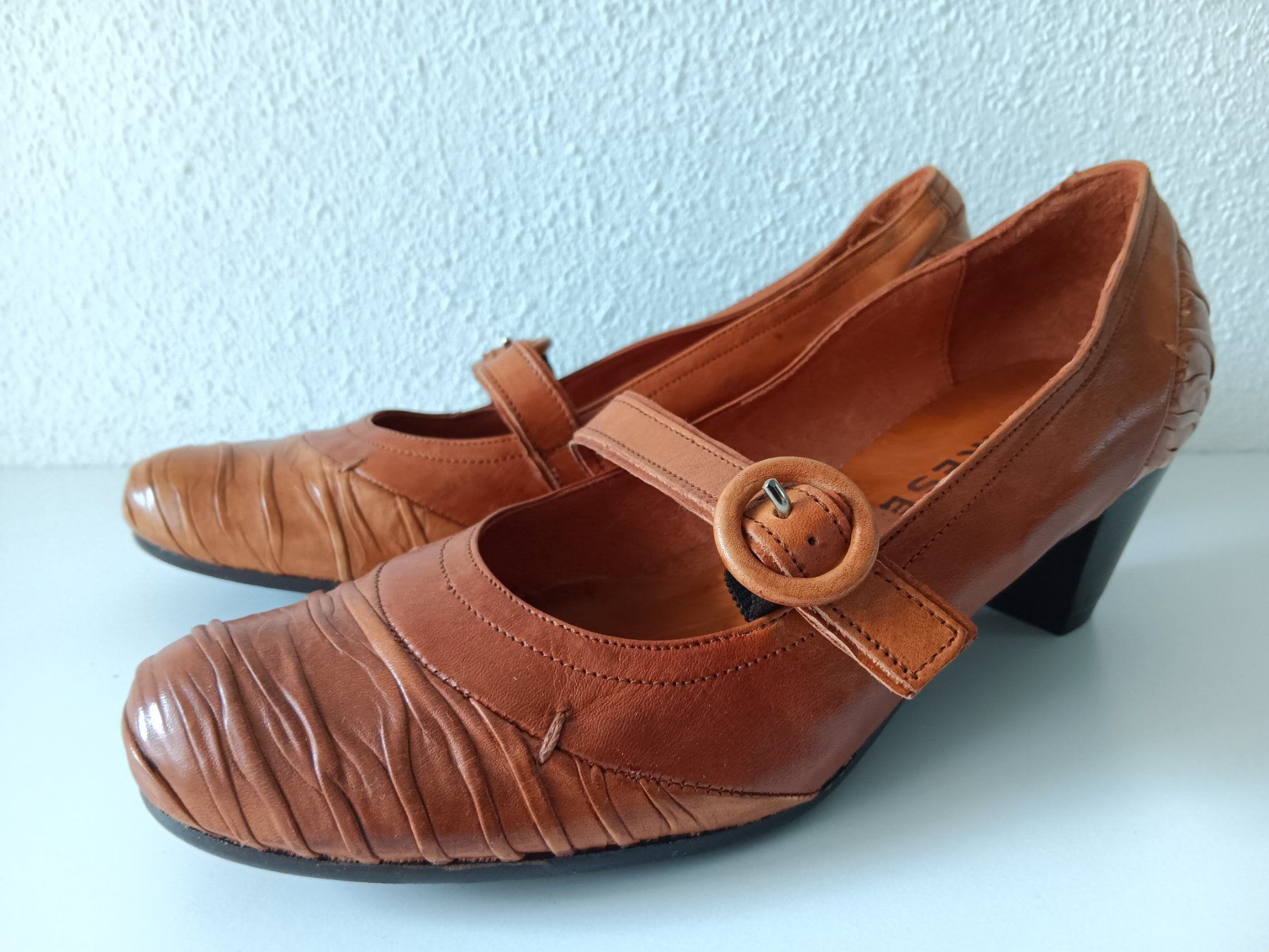 Damenschuhe: VARESE Chaussures / Schuhe pointure / Nummer 38 – Neu (gemäss Beschreibung) aus Cossonay-ville von Super-Price-Quality 2